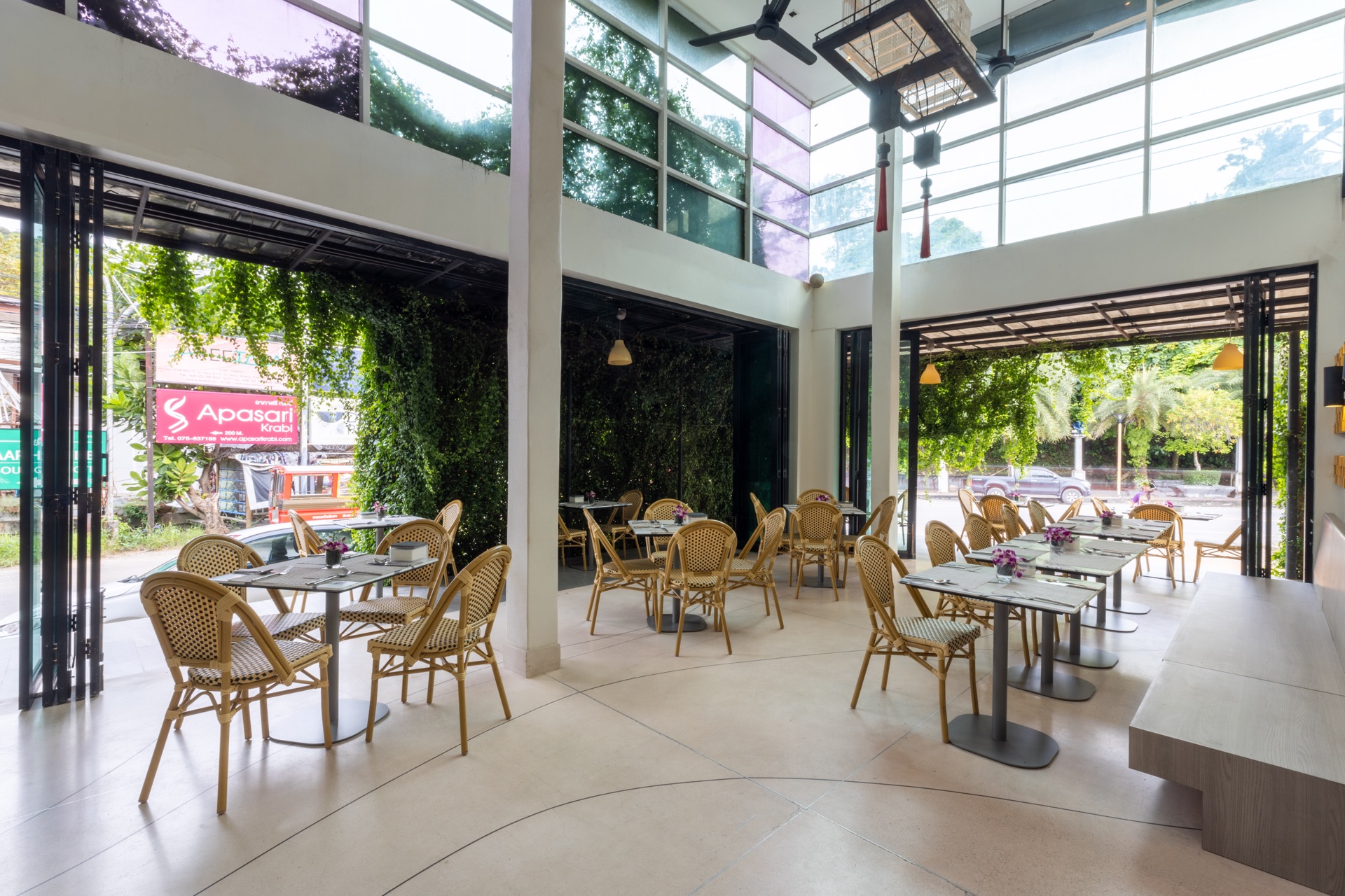 Restaurant — Navinda Krabi