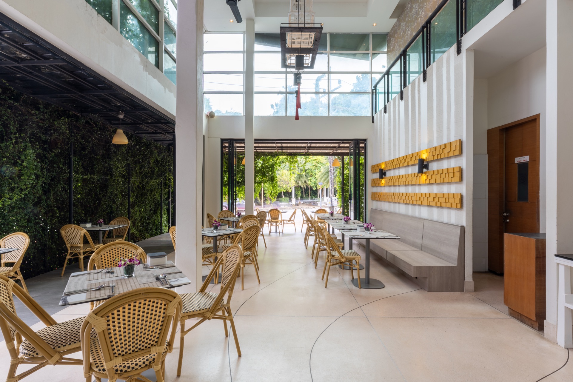 Restaurant — Navinda Krabi
