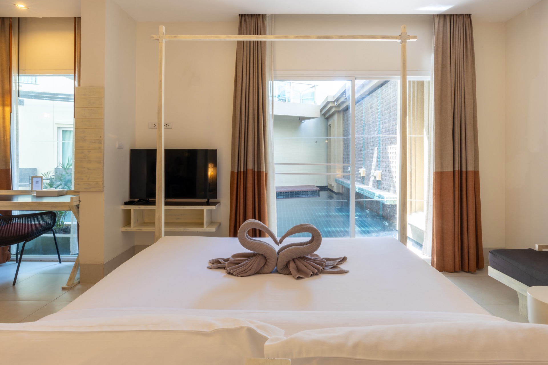 Rooms & Suites — Navinda Krabi