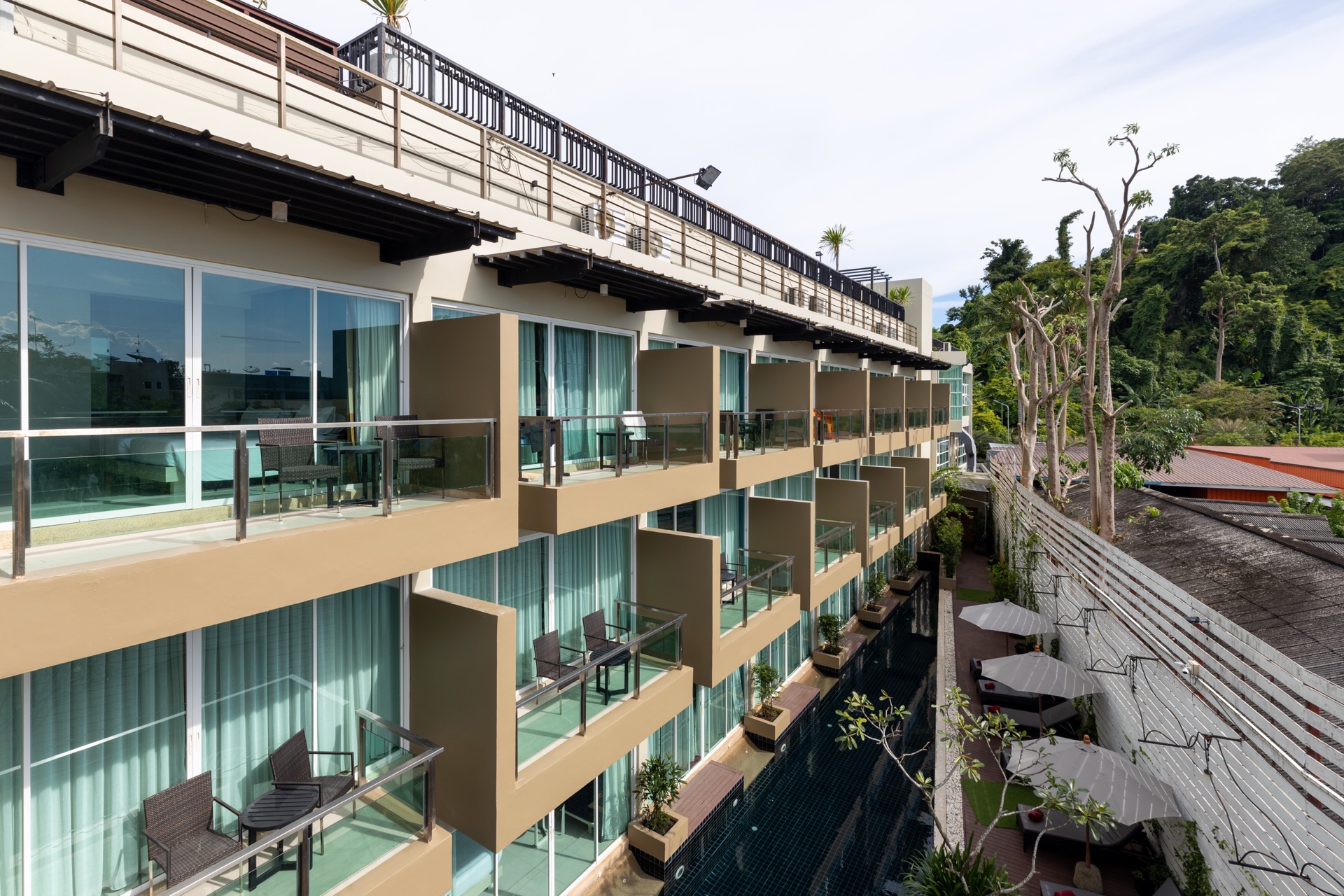 Rooms & Suites — Navinda Krabi