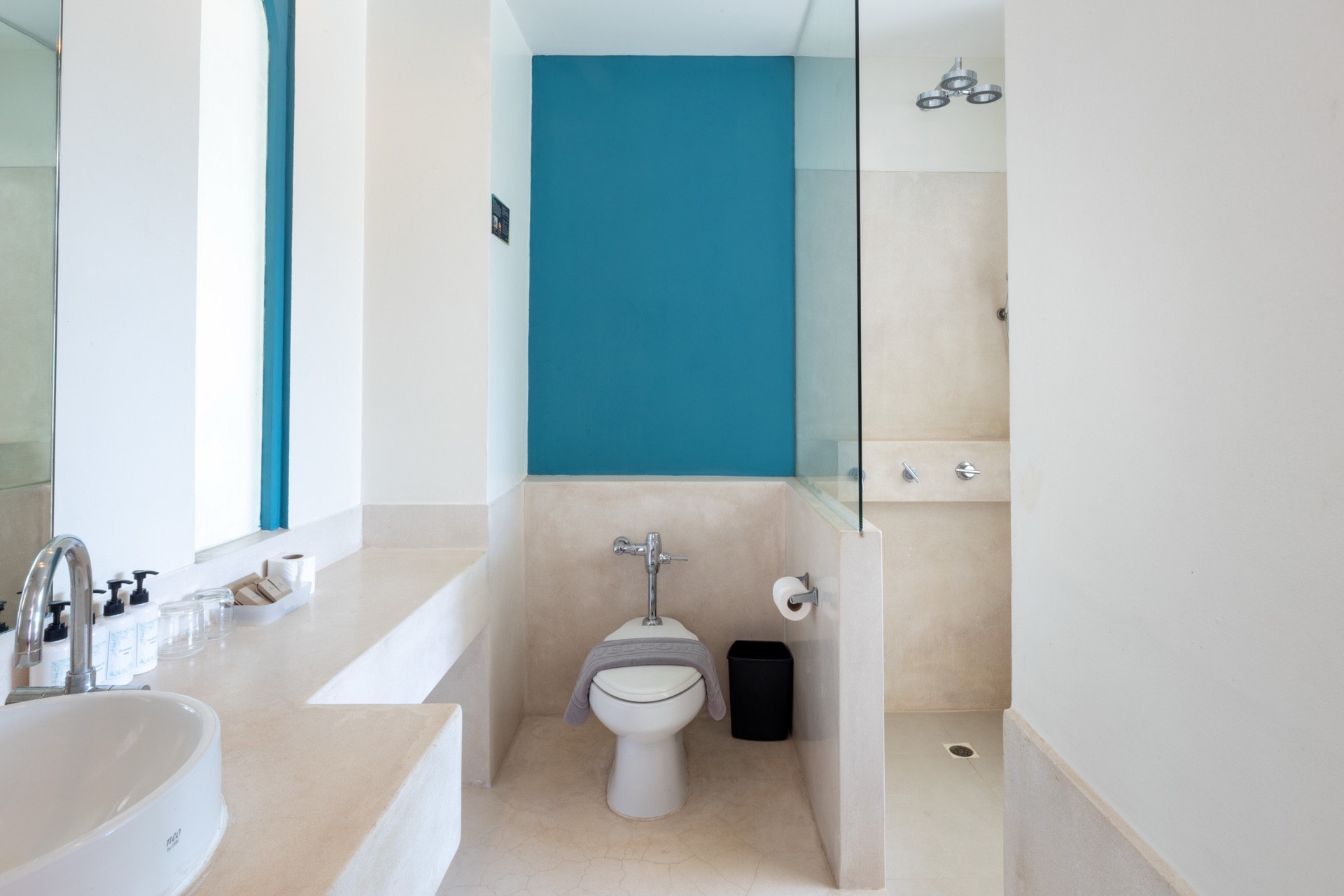 Rooms & Suites — Navinda Krabi